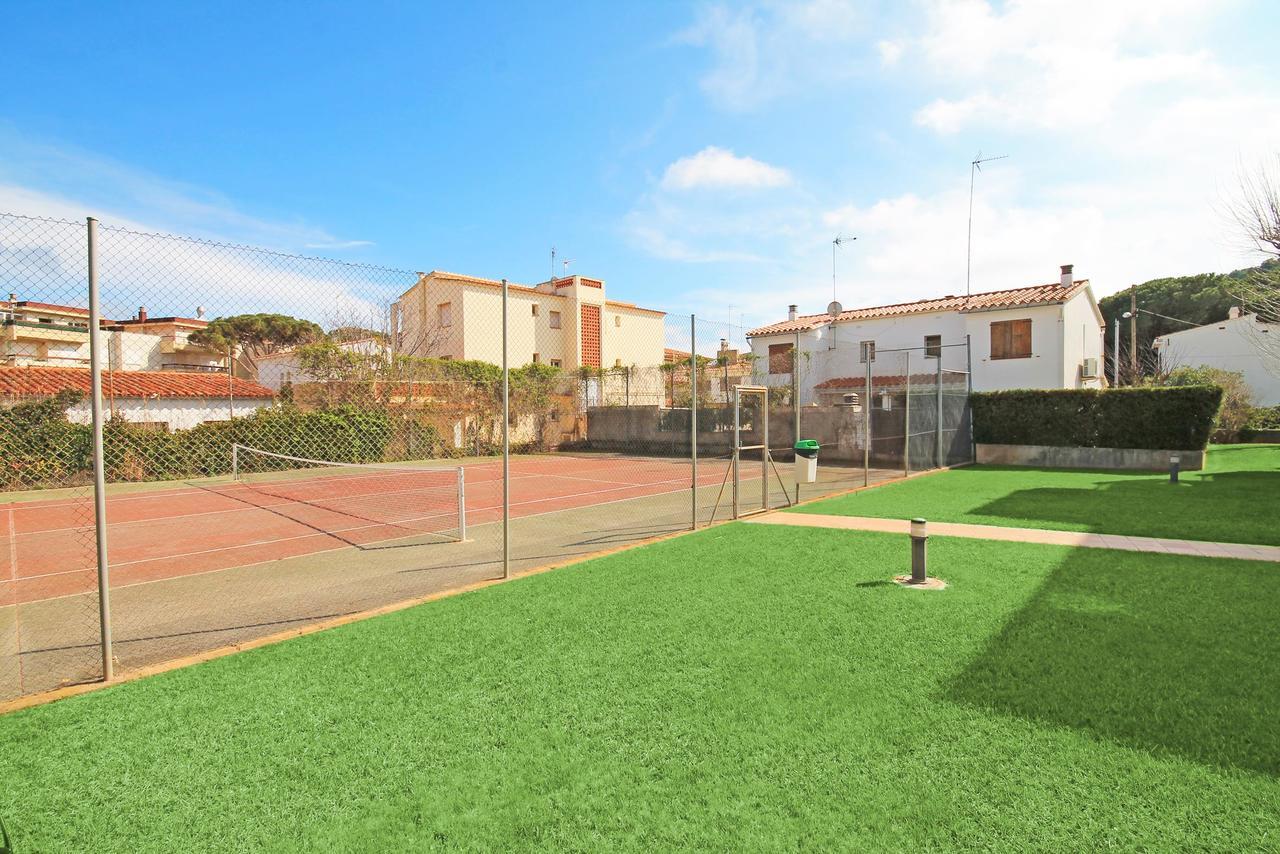 Apartment Carmen L'Escala Exterior photo